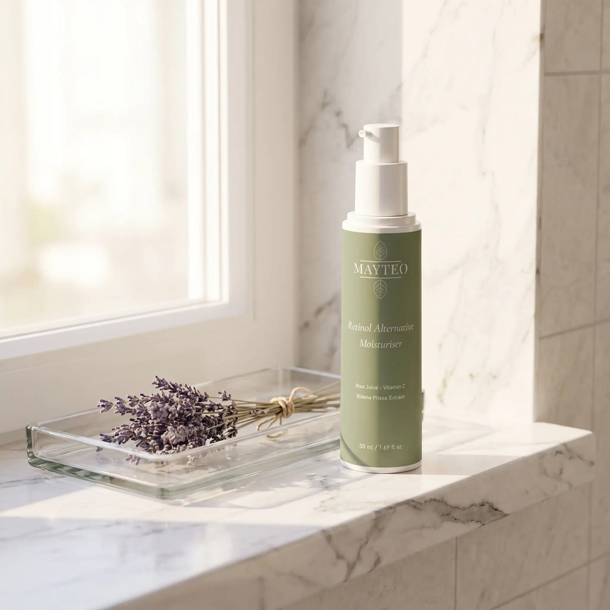 Mayteo Retinol Alternative Moisturiser in een natuurlijke setting