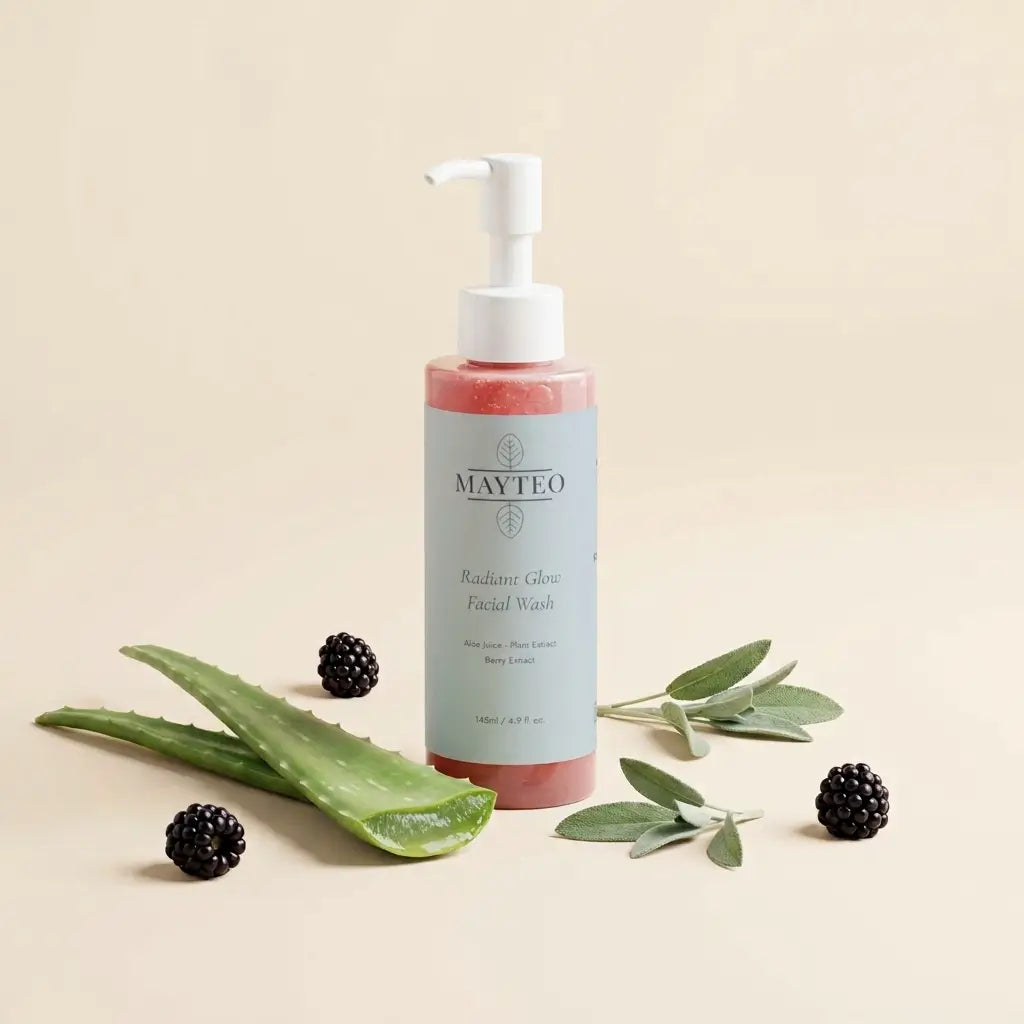 Mayteo Radiant Glow Facial Wash in een natuurlijke setting